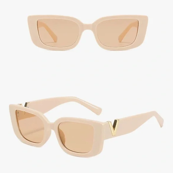 Fashion Cream colored Sunglasses NWOT - Picture 1 of 6